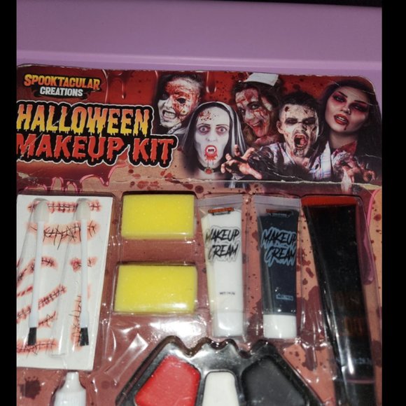 Halloween Full Makeup Kit - Never Opened - Picture 2 of 8